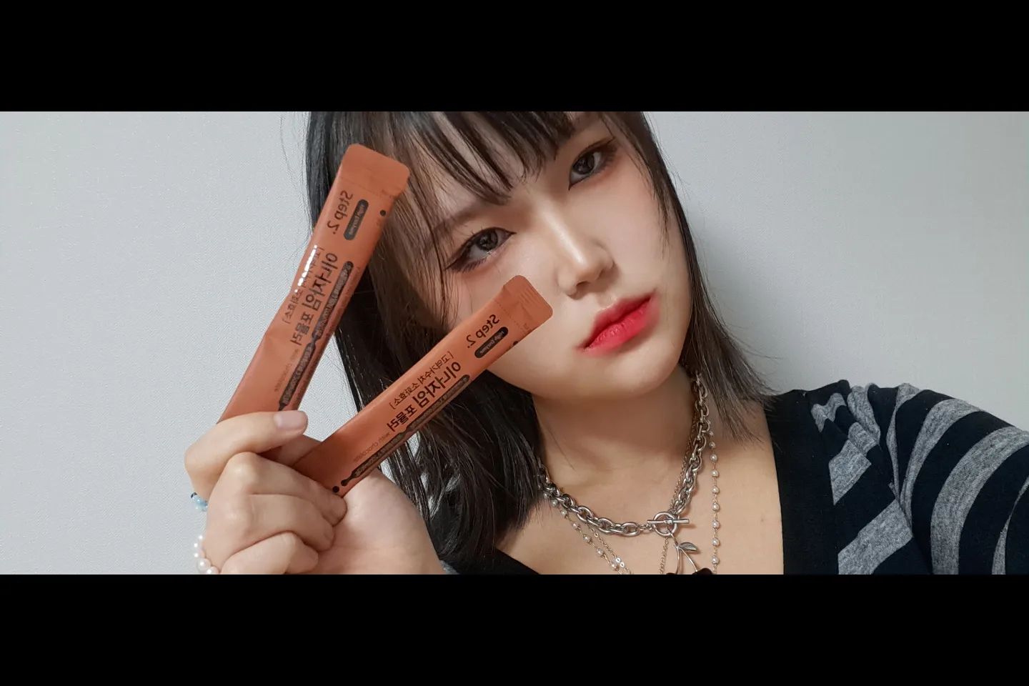  “#협찬#제품협찬 🖤<eoe> 이너자임 포뮬러🖤 1BOX(3g×30ea) (초코맛🍫) 본 제품은 eoe브랜드에서 제공해주셔서 리뷰하게 되었습니다🖤 먼저 짧은 브랜드 소개로 eoe브랜드는 내면의 아름다움을 추구하고 건강한👩‍⚕️ 이너뷰티를 지향하는…”
