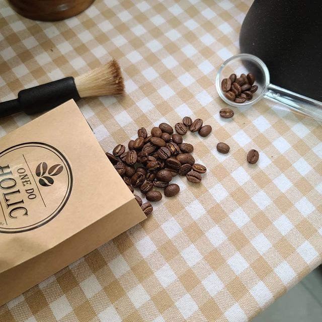  “#협찬 다이어트에 좋은 이너자임 포뮬러 🍫 초콜릿의 달달한 향과 맛을 내는 효소 제품이랍니다. 언제가 한번 효소 제품들은 설탕덩어리라는 기사를 본적있었었어요. 들어있는 효소는 극미량이고 나머진 전부 설탕덩어리라는! 하지만 이너자임 포뮬러는 설탕과…”