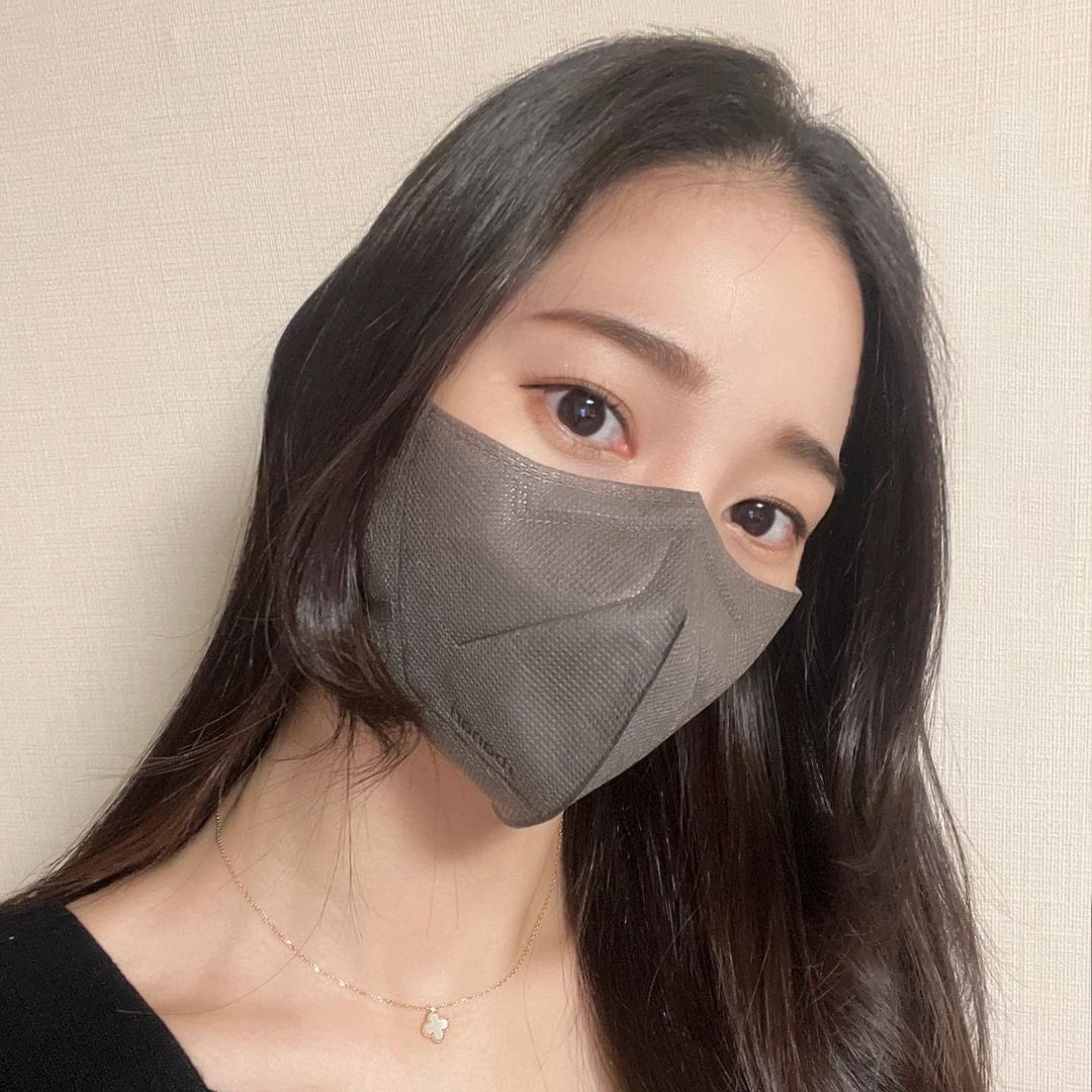 @imssoyaa’s Instagram profile post: “코로ㄴr조심😷”