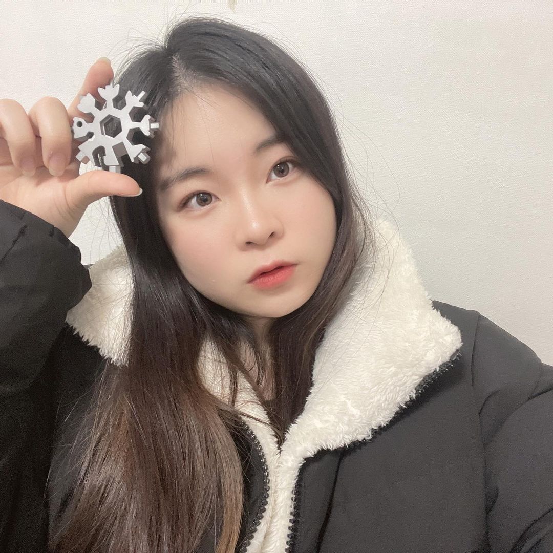 유진경 on Instagram: “#광고 . 자취생 필수품!!! 미니공구🤍 맨날 드라이버 돌릴일 있으면 난감했는데 요런 작고 휴대성이 좋은 공구를 선물 받았습니당🌼 작은 사이즈로 렌치 활용이 불가능
