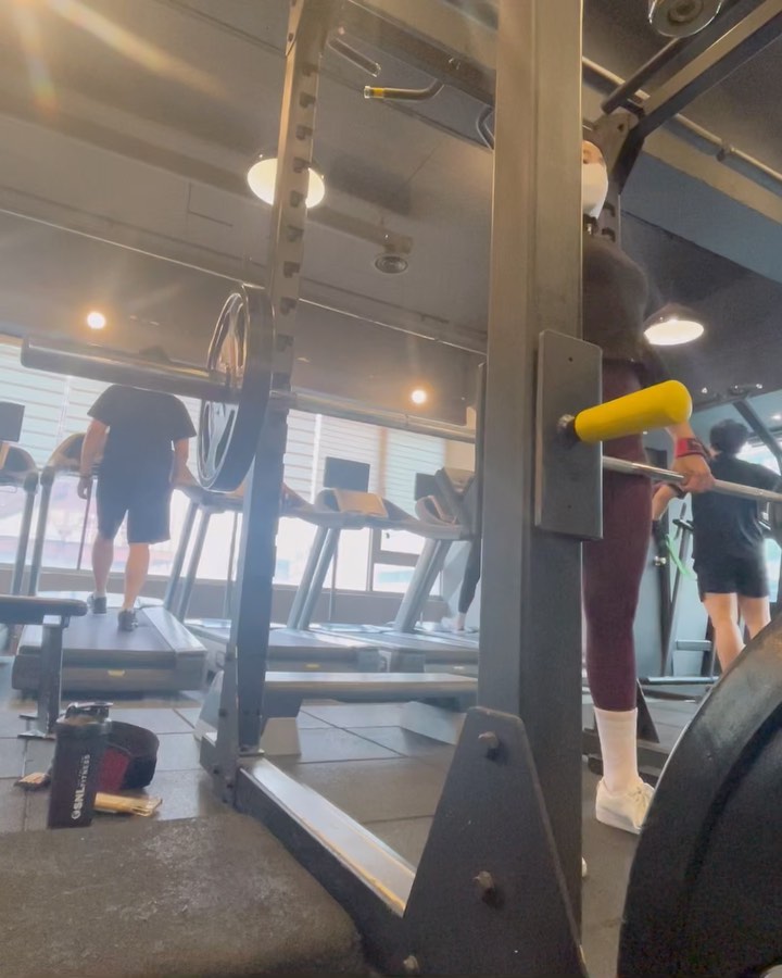 가영 Ga Young on Instagram: “#광고 #협찬 #삼대오백 @3.dae.500 D-day 16 배우프로필 촬영이 얼마 안남아서 단기간에 다이어트와 함께 열을 올려야하는 상황 헬린이가 열운했..✌️ 남은 기간