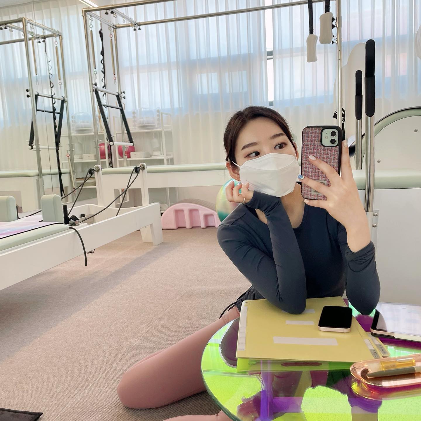 울 회원님들 오전레슨 끝✨✨ 청소하고, 환기시키고! 차트정리하고! 이제 내 운동해야디 🤍 #먼지는왜매일생길까