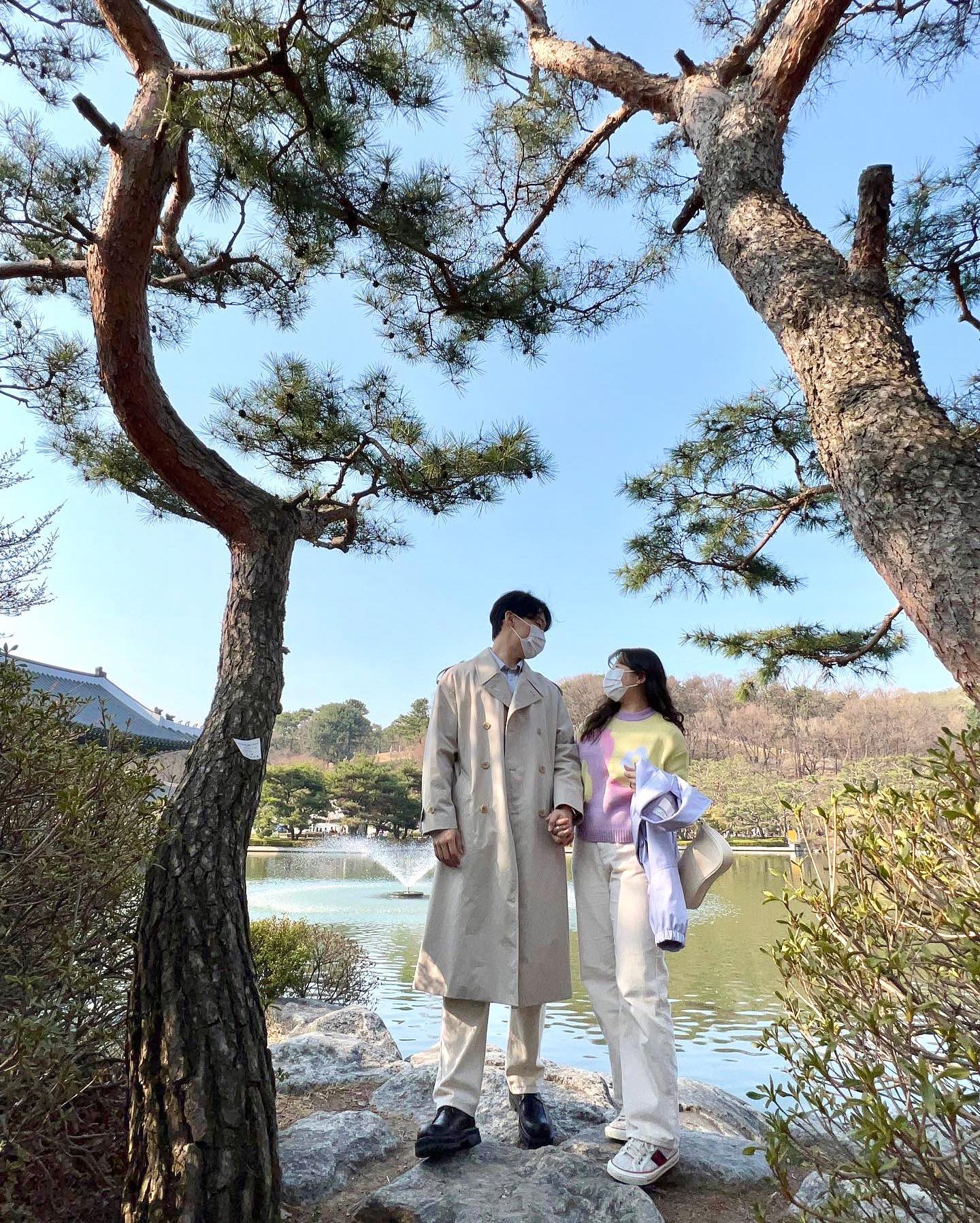 걷기만 해도 행복한 날씨😌☁️
작년엔 봄이 훅! 지나가서 만끽하지 못한 느낌이었는데 올해는 콧구몽에 봄바람 제대로 쐬고 있는 것 같아요(*´∇｀*)
따뜻하고 행복한 봄봄되세요🌷