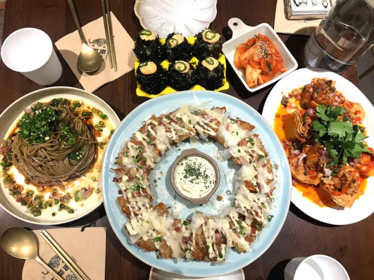 [ 압구정 호족반 ] - 압구정 로데오역 맛집 추천/예약꿀팁