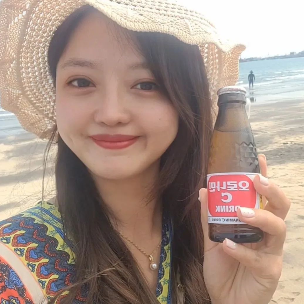 𝕊𝕖𝕠𝕦𝕝 𝕔𝕙𝕚𝕔 𝕚𝕟 𝕛𝕖𝕛𝕦, 제주사는 서울여자🧡 on Instagram: “#오로나민C #이벤트 #씨쁠콘테스트 레이첼도 오로나민씨 씨쁠콘테스트 참여❣️ 즐거운 제주여행, 계속