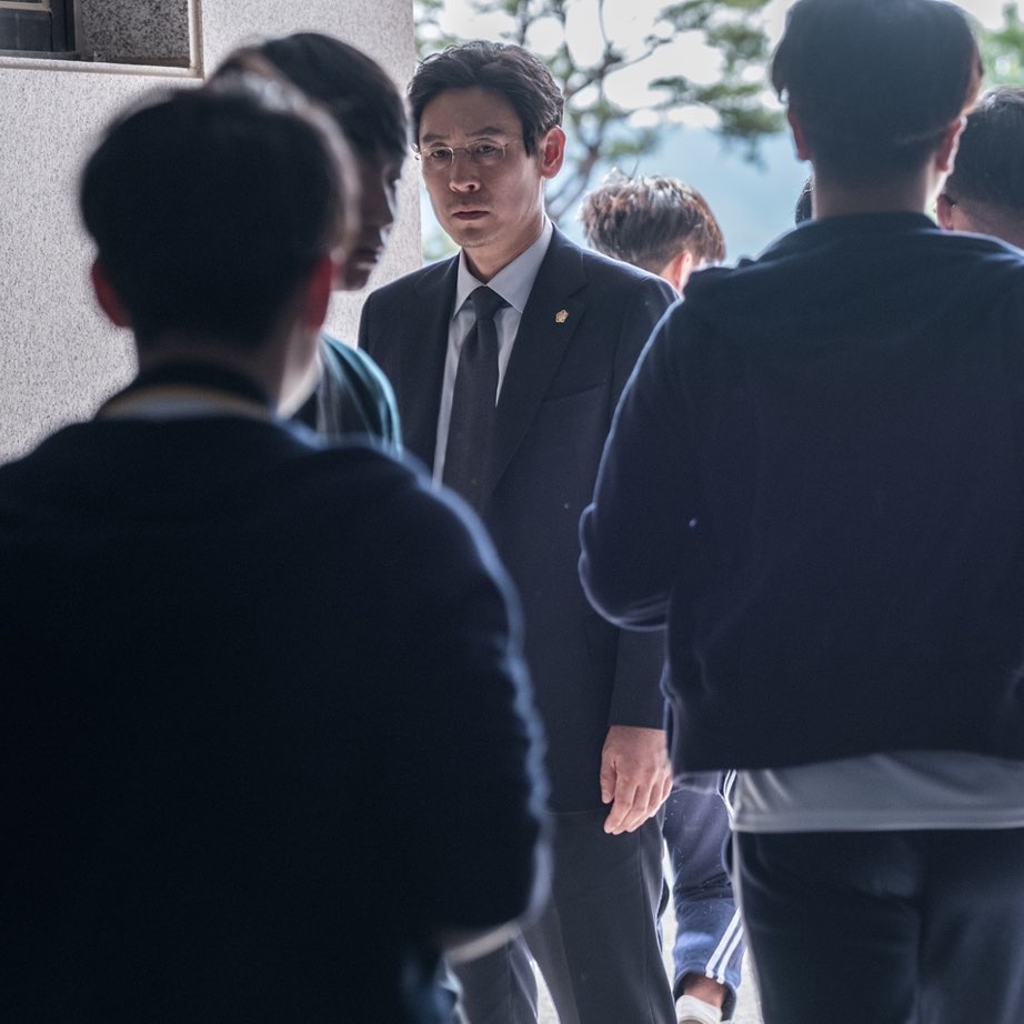 장준호’s Instagram profile post: “#니부모얼굴이보고싶다 이걸로 경구형이 나오는 모든 영화 클리어! 명배우들이 연기에 인생을 걸고 찍은 거 같움,, 연기를 너무 잘하니까 몰입도