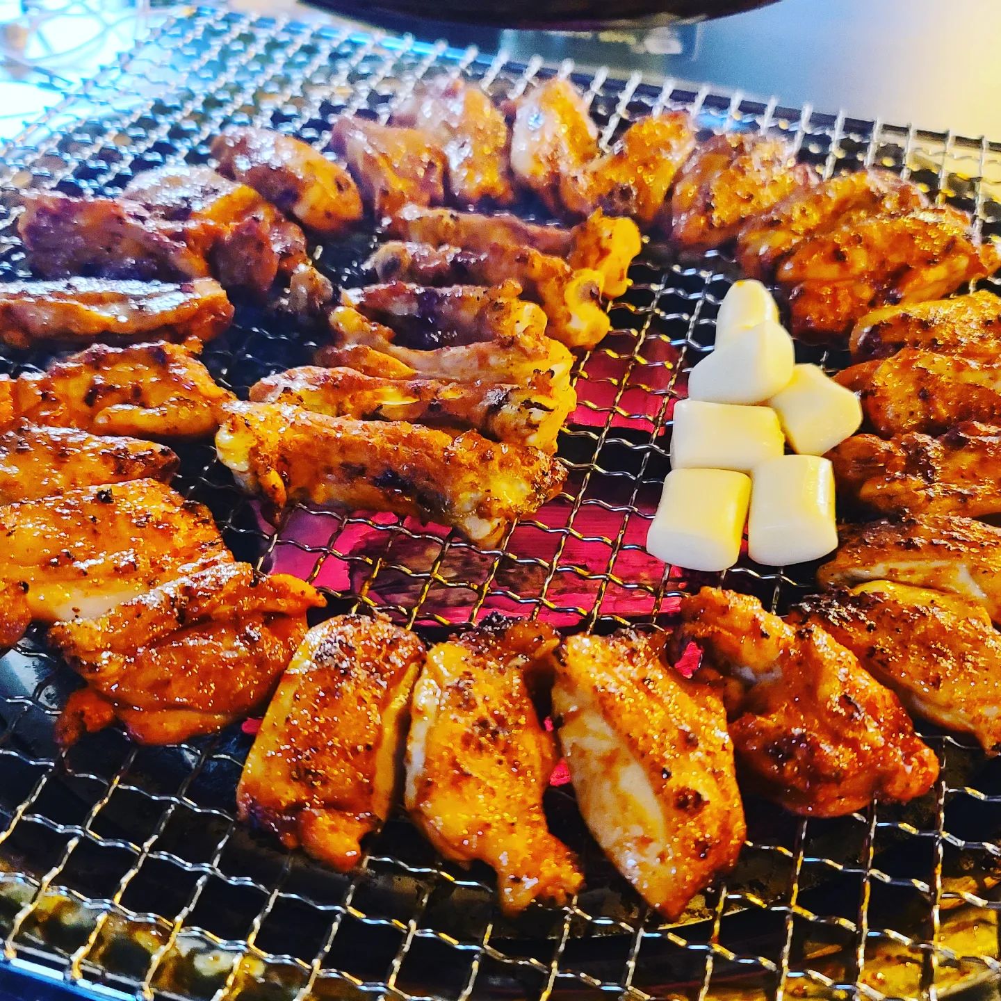 밥생각보다는 술생각이 먼저나는 대구맛집 숯불에닭
스트레스 있는 날에 더욱 생각날것 같은 대구술집맛집
먹으면 스트레스가 확 풀리는 산격동맛집
다음에 또 찾을것 같아요..
넘 잘먹고 스트레스 확 날리고 왔네요..ㅎ
#대구맛집 
#대구술집맛집
#산격동맛집 
#대구닭갈비맛집
#대구숯불닭구이 
#대구북구맛집 
#대구닭 
#숯불닭
#대구술안주추천 
#숯불닭갈비추천 
#대구닭갈비추천
#대구술집추천 
#대구술집맛집추천