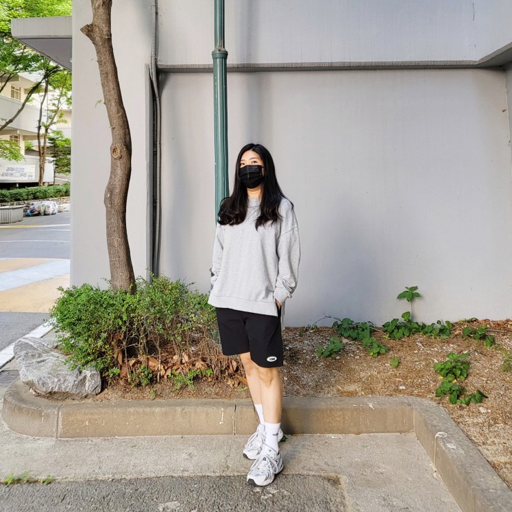 쿠팡 브이스탁으로 구매한 맨투맨 OOTD 데일리룩으로 완전 딱!