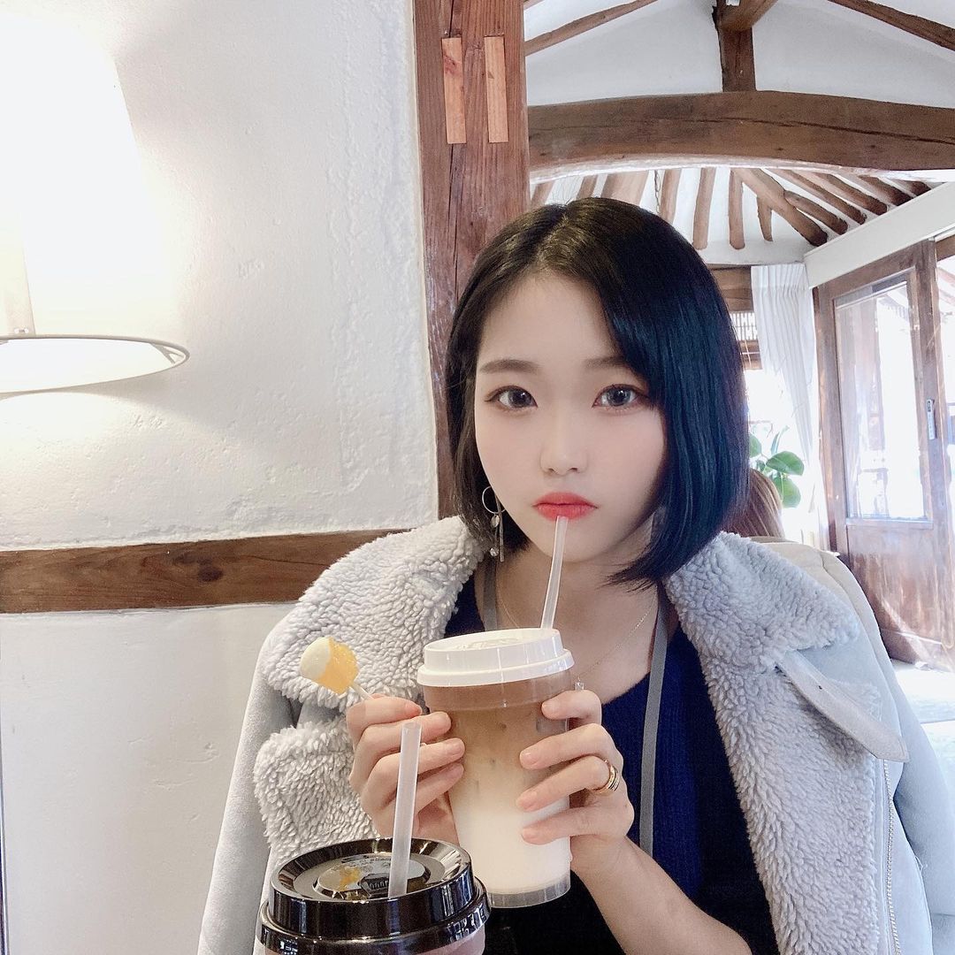 Instagram post by 손가림 • Nov 2, 2020 at 5:46am UTC