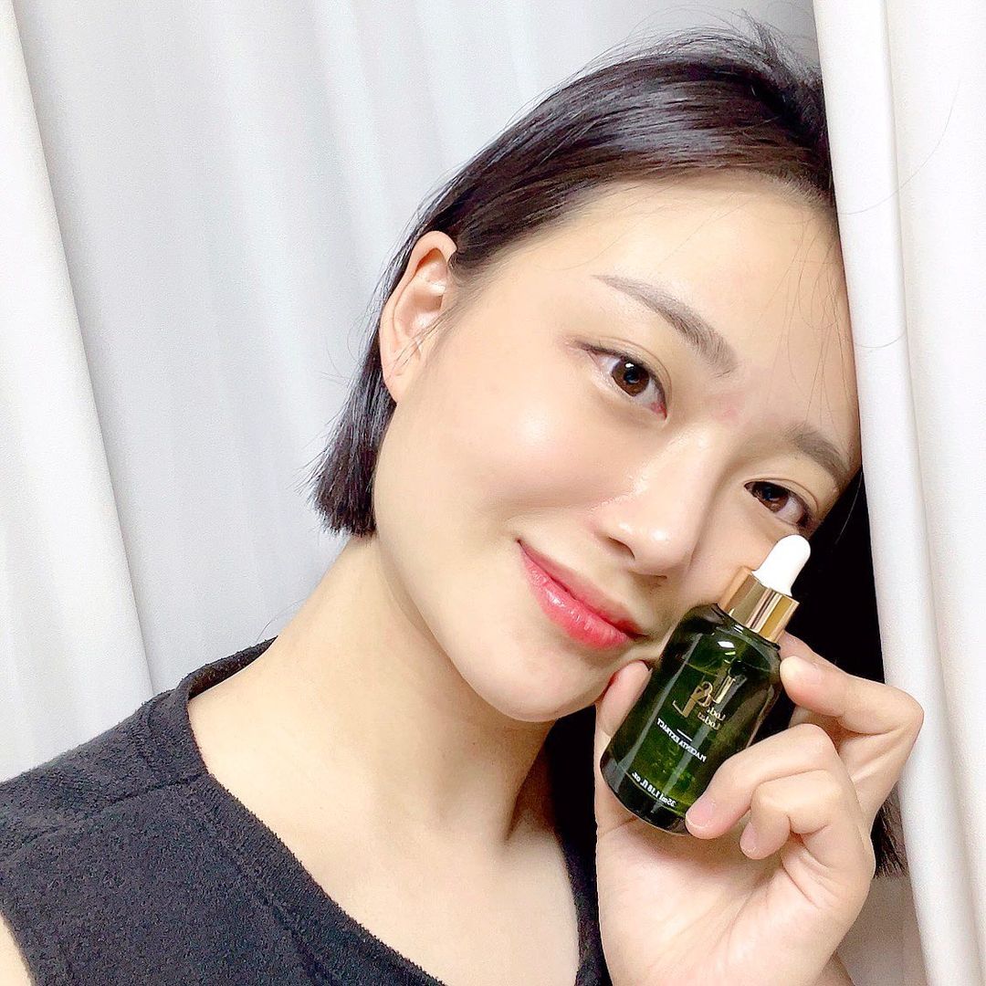해피봄 on Instagram: “#협찬 락앤라쿠 양태반 앰플팩🌱 요즘 해외에서 리프팅 관리로 유명하며~ 리프팅 원료인🧪🧪 양태반 앰플팩💚 프리미엄 양태반이 고함량으로 들어있어~ 피부 나이를