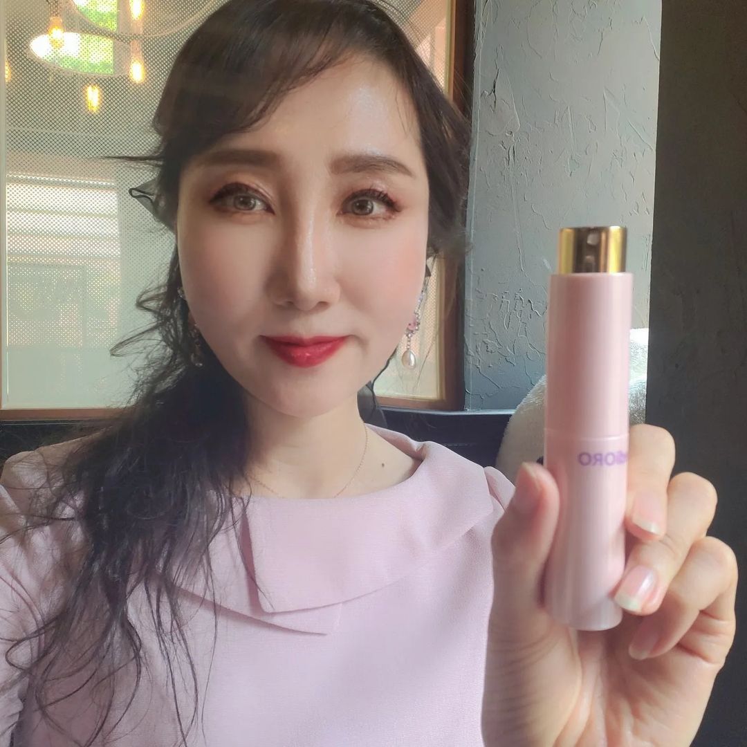 강소미 on Instagram: “#협찬 💕메디오로W_Y존 퍼퓸 이런 제품이 있는줄 첨 알았네요~! 사용해보니 정말 좋아요. 오래 앉아있거나 운동 전후, 꽉 끼는 옷 입었을때 여자들은 불편감을 느낄 때가