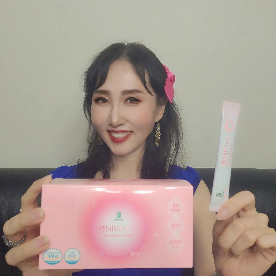 @sorabeauty7 shared a photo on Instagram: “#협찬 #공구오픈 💕[모마네]이너젠 💟주문은 상단 프로필 링크 클릭하세요 😊 [이너젠]구매시 공구가로 할인받을 수 있는 아래 할인코드 꼭 입력하세요!