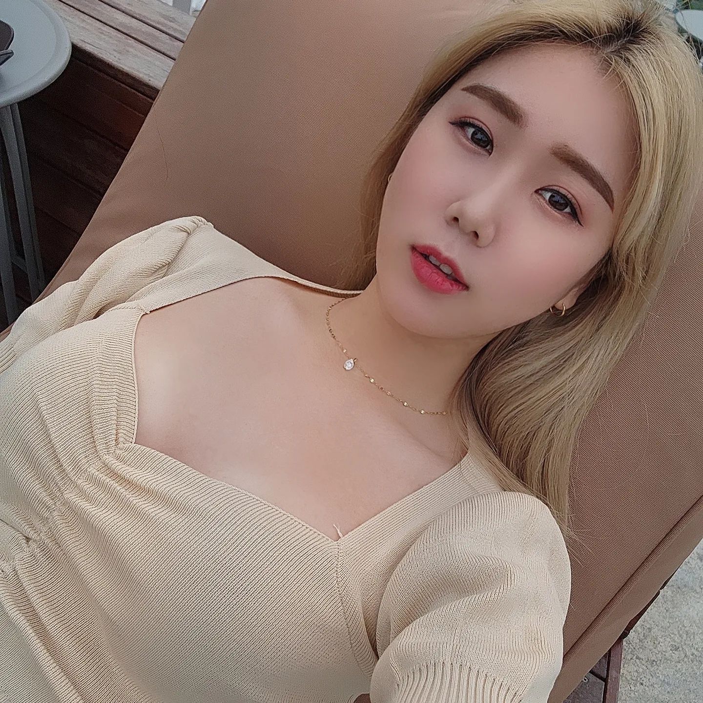 전면카메라 안녕?