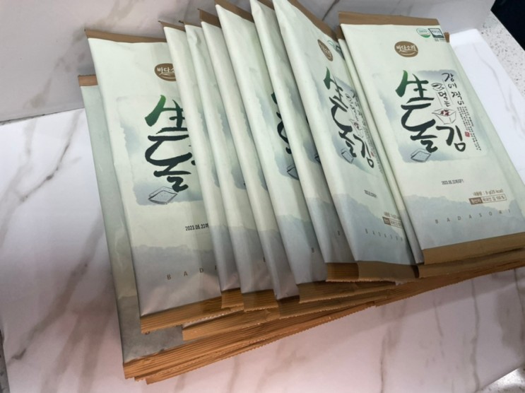 바다소리 장에 찍어먹는 생돌김으로 밥한끼 뚝딱해요