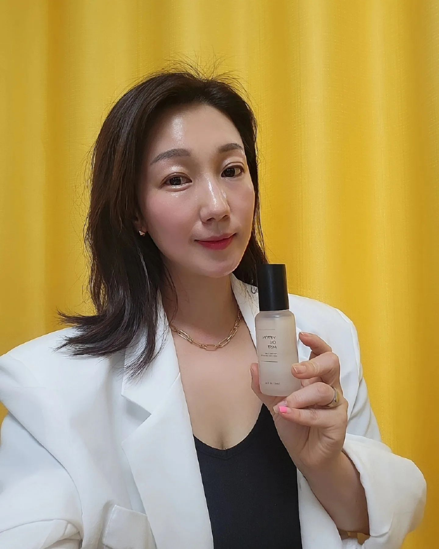 .
일주일 넘게 계정비번 찾는다고 고생고생 ㅜㅜ 한번씩 이럴때마다 답없다는~ 
예전에도 이계정 안들어가져서 비번찾는다고 몇달걸려서 찾았었는데~ ㅜ
그래도 찾았으니ㅎㅎ
아직도 내피부는 열일중!!❤️

#계정비번찾음
#인셀덤그램
#내피부는열일중