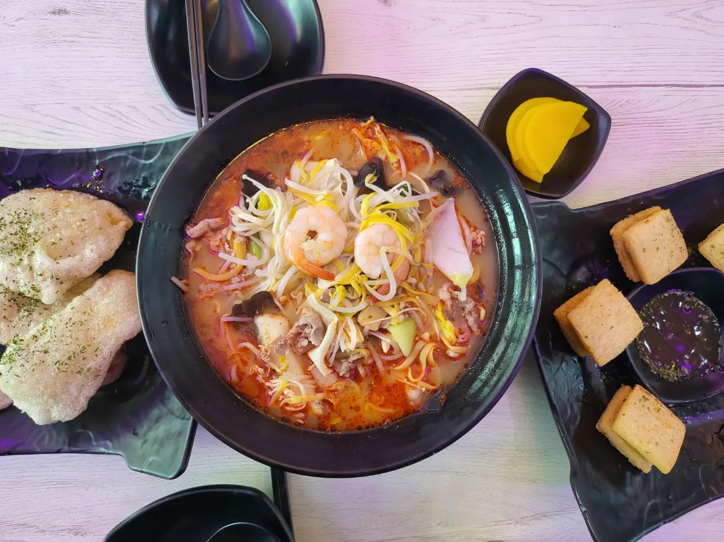 #창원마라탕맛집 #창원봉곡동맛집 #봉곡동마라탕 #봉곡동배달맛집 #봉곡동야식맛집 #봉곡동점심메뉴 #창원배달맛집 #하오마라 #창원하오마라 #봉곡동하오마라 #하오마라마라탕 #창원마라탕 #창원멘보샤 #창원꿔바로우 #하오마라멘보샤 #하오마라꿔바로우 #창원마라샹궈 #창원마라향궈 #창원봉곡동마라탕 #창원마라맛집
영업 13:00 - 01:00
☎️ 055-277-4579
경남 창원시 의창구 원이대로261번길 15 1층
가성비 최고최고
마라향가득 맵기조절 가능
밥말아먹기는 필수!
창원 마라는 무조건인 곳 👇
https://blog.naver.com/seosu13/222790617325
#협찬