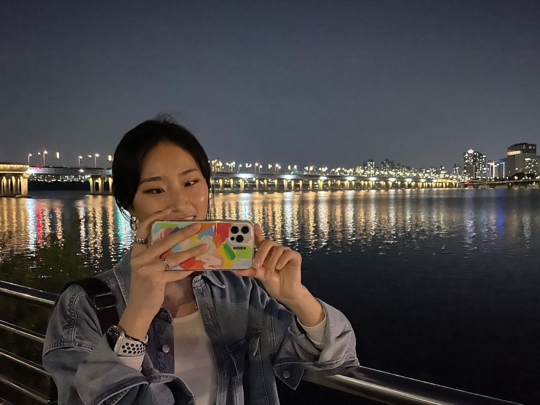 이여름 on Instagram: “나는 뭘 하고싶은걸까🤔”