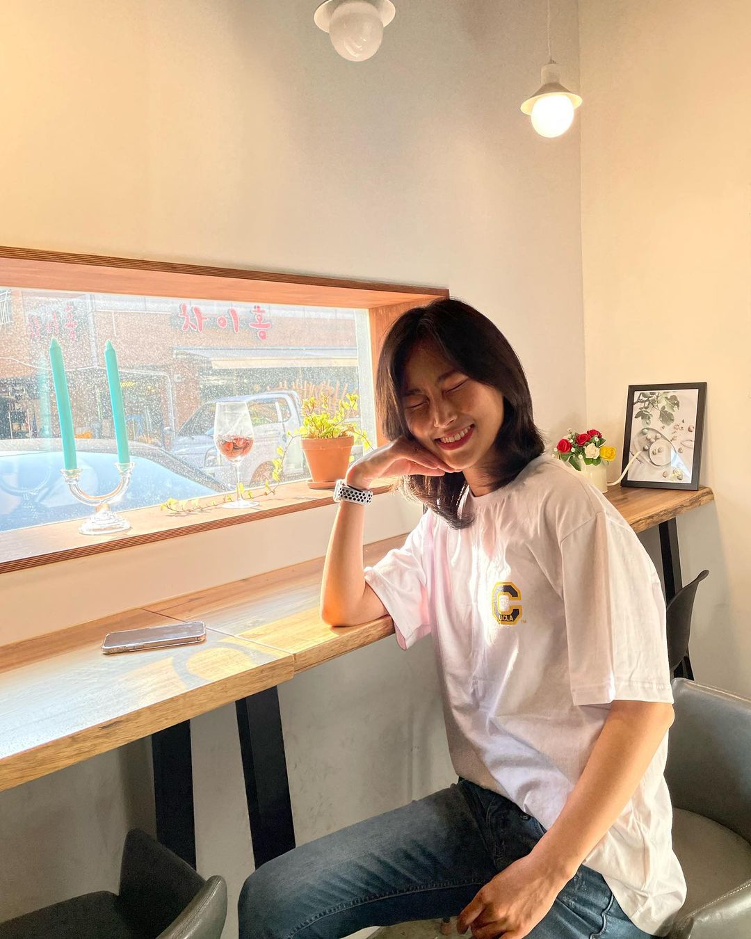 이여름 on Instagram: “#AD #협찬 Ucla 깔끔한 여름반팔🤍 . . . . . . . #UCLA #유씨엘에이 #UCLA패션 #로고 #반팔티 #티셔츠 #반팔티셔츠 #브랜드추천 #반팔티코디 #반팔티추천 #데일리룩 #스