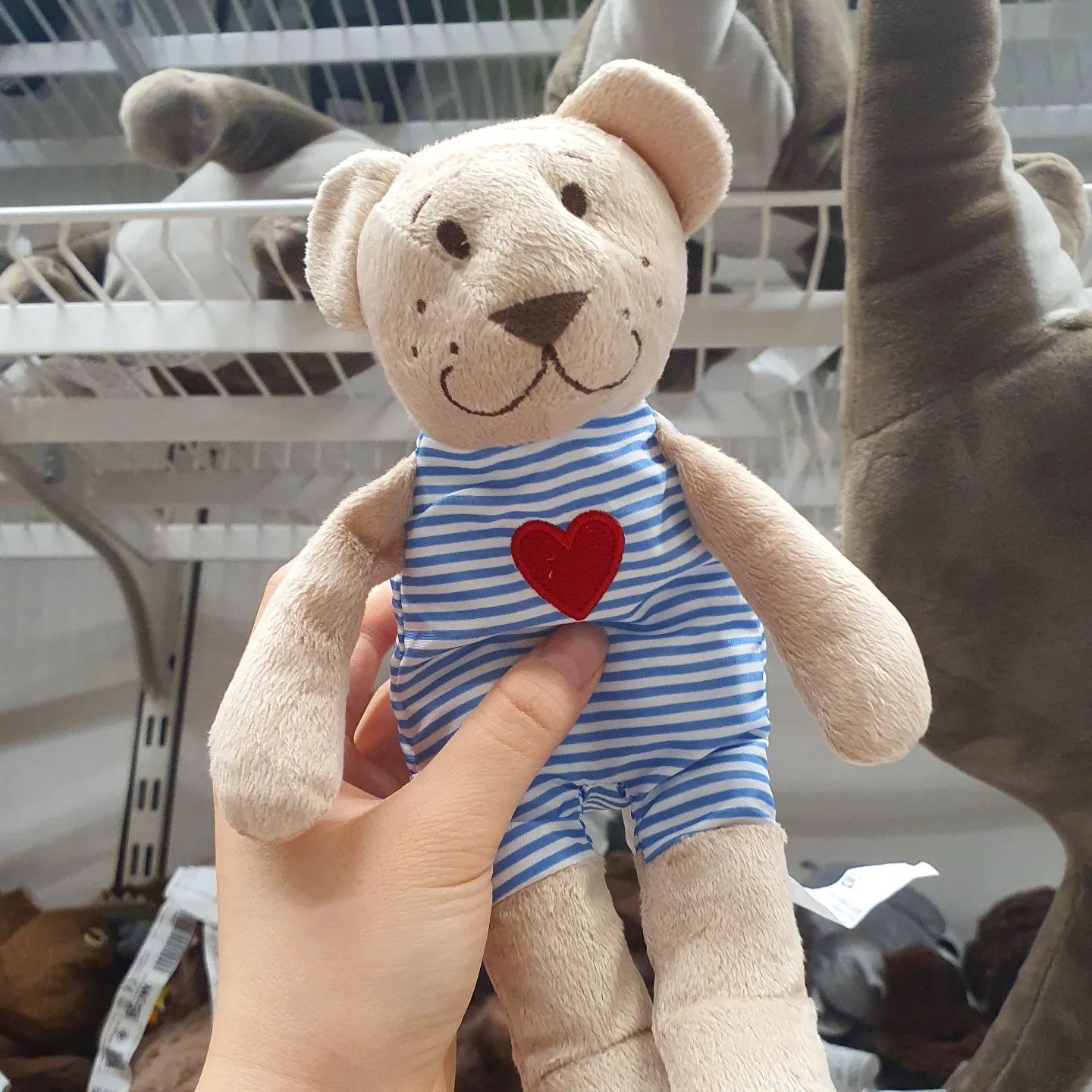 이케아💙
사실상 인형보러감🥺✨
존귀탱들 언젠가 다 사와야지ㅜ
.
.
.
#이케아 #인형