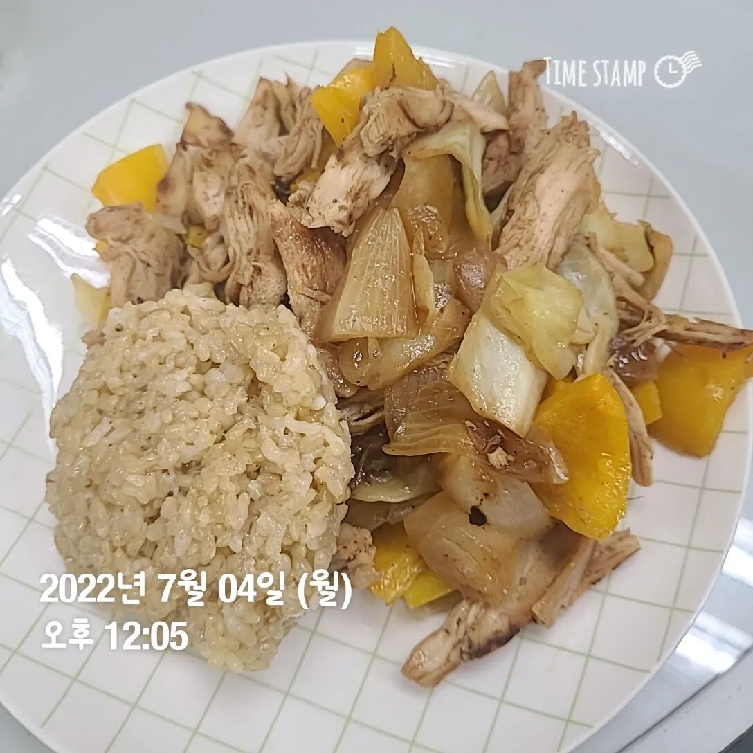 #다때볶 
푸짐하게먹고
.
.
.
.

뒤돌아서면배고픔😅