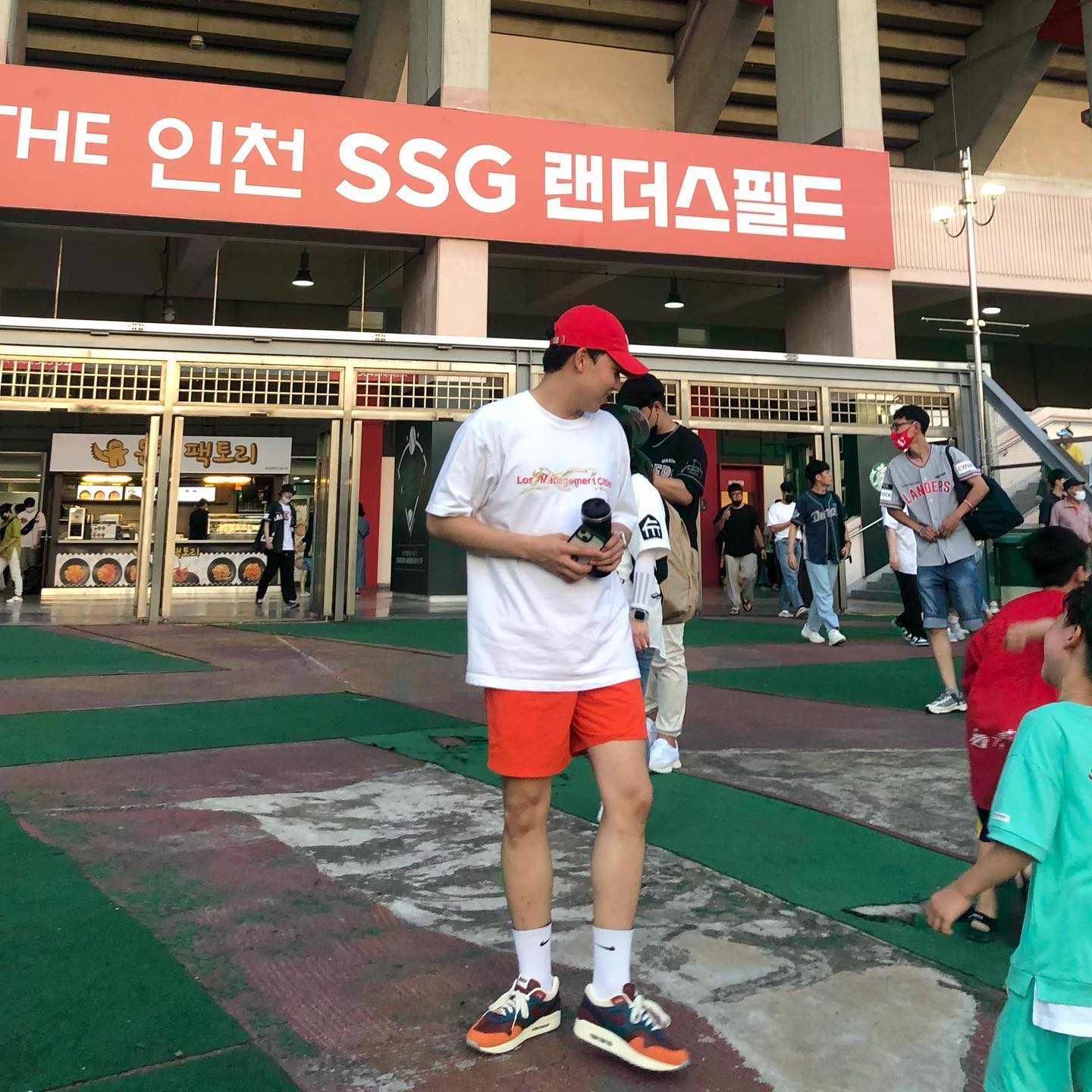 직관 너무 재밌다~~!
이겨서 더 재밌다~~!
