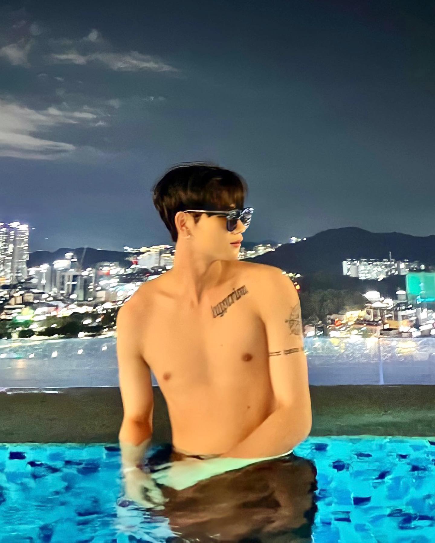 백만년만에 수영장