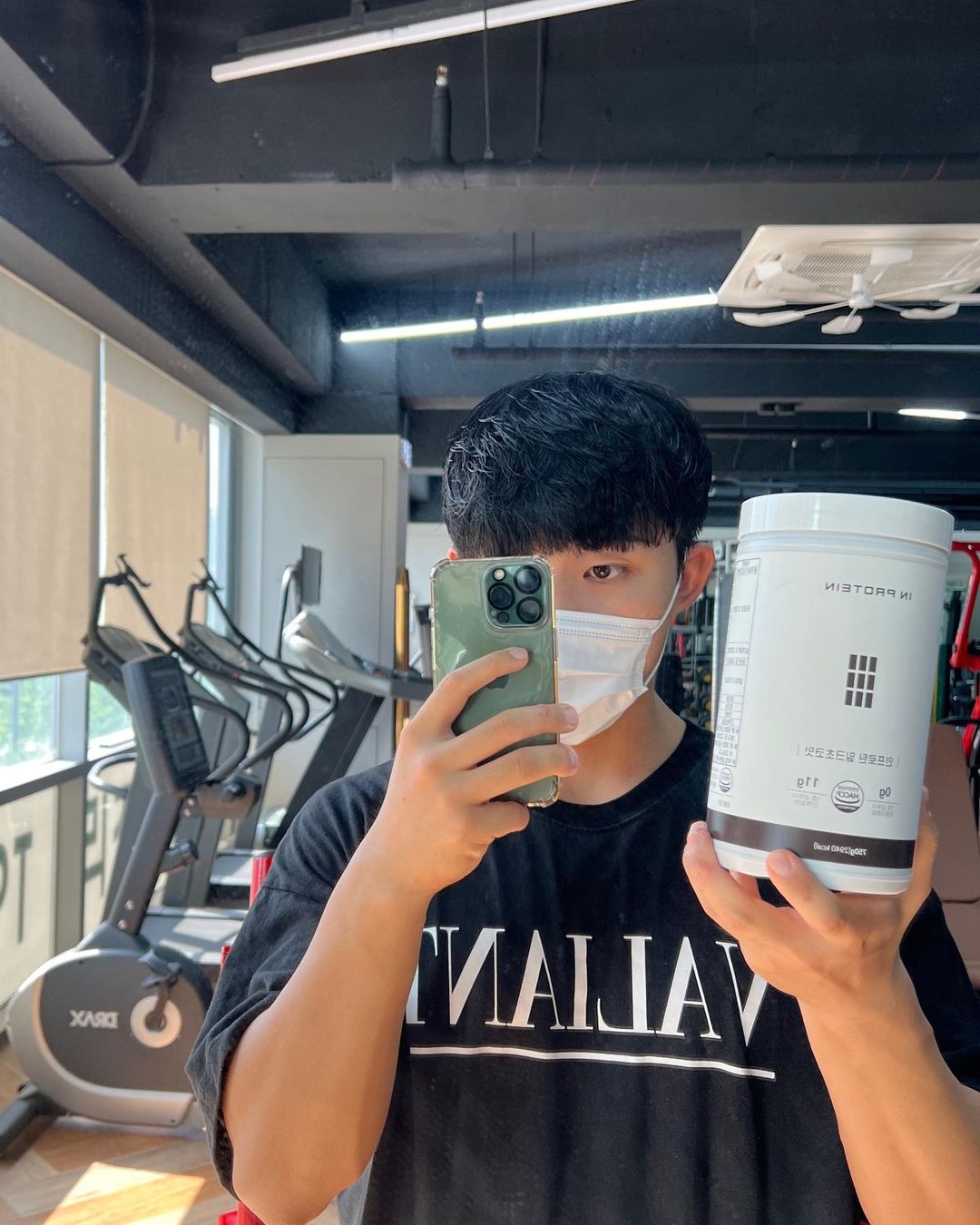 김예빈 on Instagram: “#광고 그냥 우유에 타먹으면 초코우유되는 프로틴 찾았습니다..😮 유청단백질(빠른흡수)과 카제인단백질(천천히흡수) 모두 들어가있는 식약처 인증 프로틴!