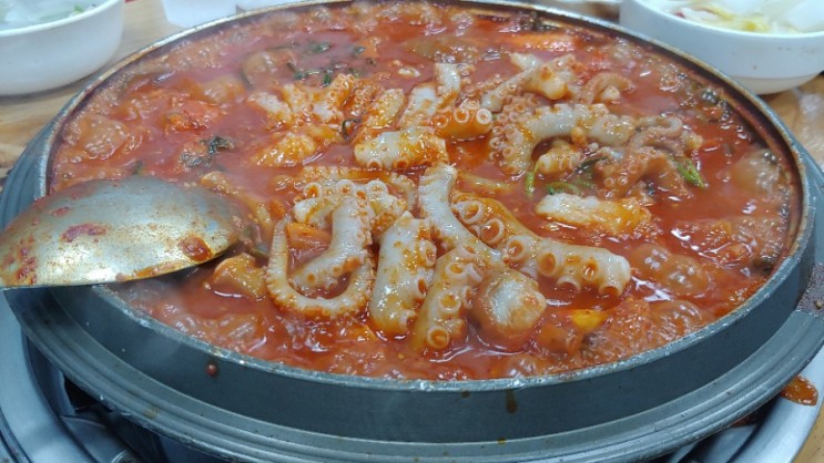 [영종도 짱구네] 산낚지 전골! 매력적!