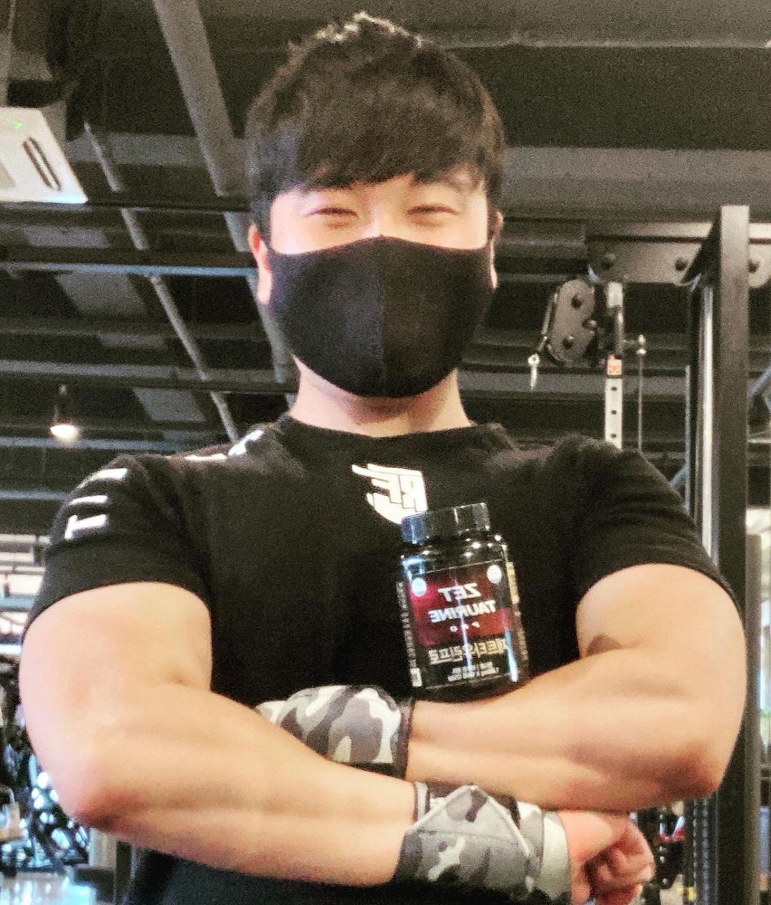 좋아서 하는 철봉 on Instagram: “#협찬 두둥 제트 타우린 프로 협찬 받아따!! 제가 또 타우린 없인 운동 안가는 걸 어찌 아시고 이렇게 좋은 제품을 제공해주시다니 너무 감사합니다!! 우리 헬