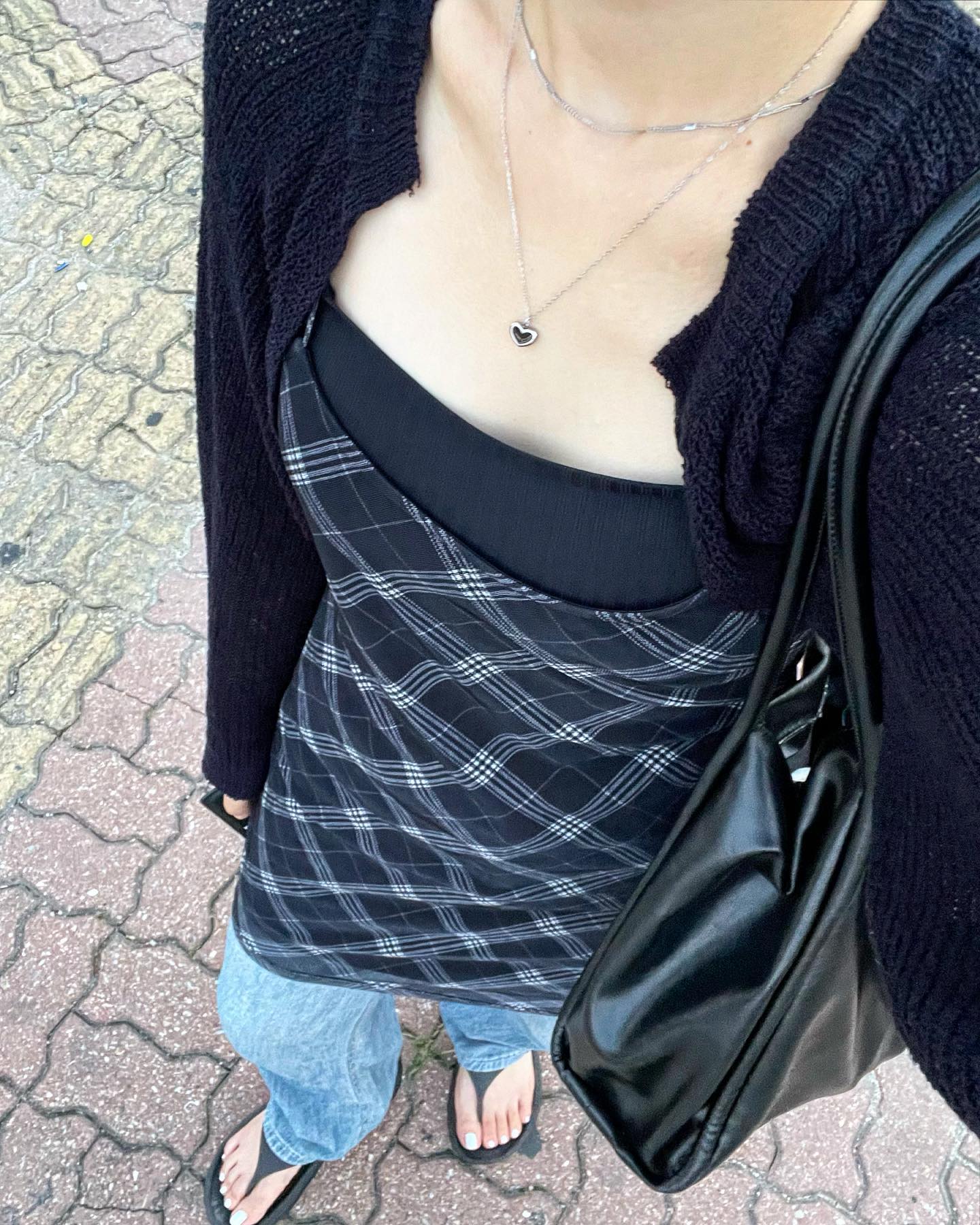 2022.07.11
🍨🍨🍨
내가 개인적으로 정말 정말 매우매우 사랑하고 조아하는 룩 ..🖤