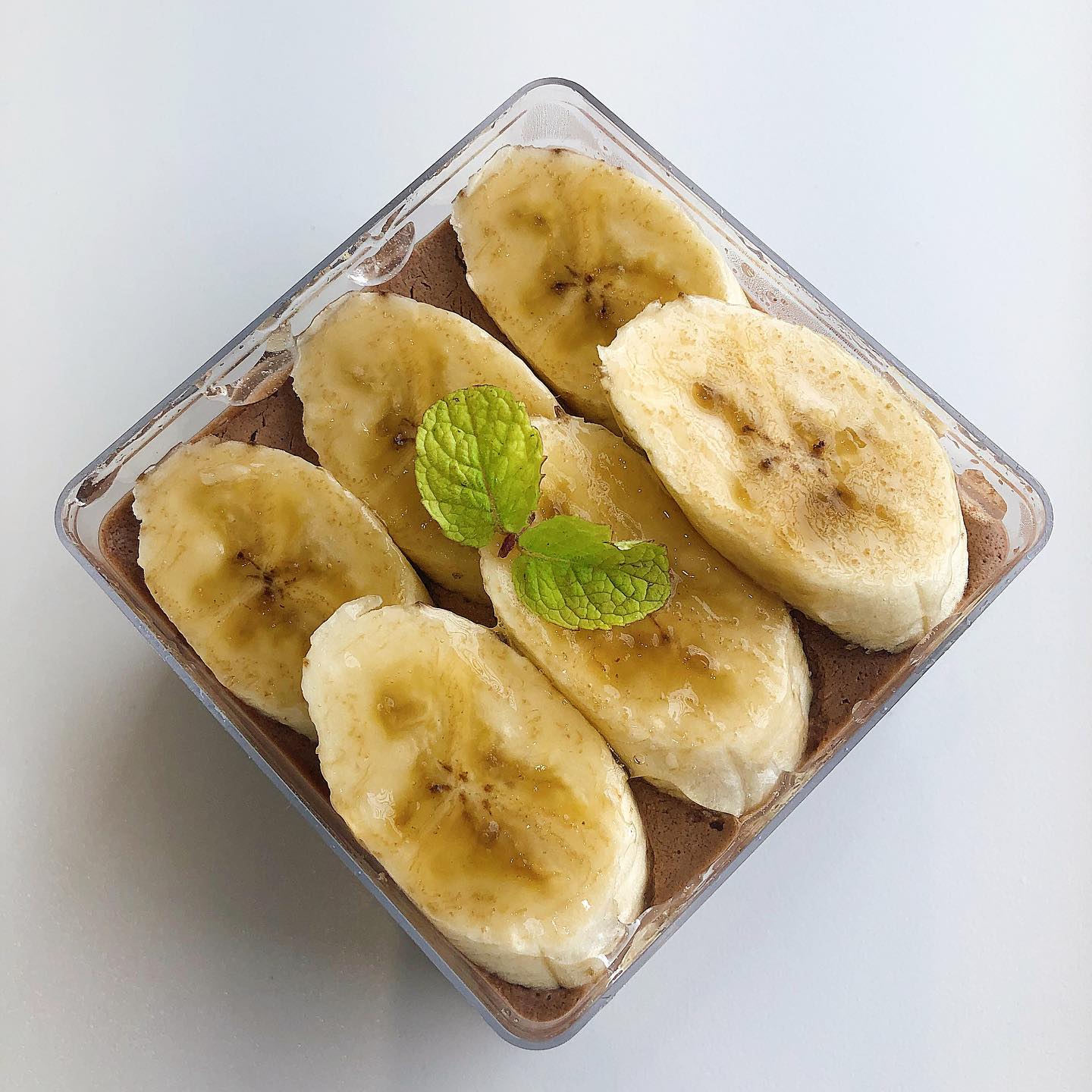 깨끗하고 조용한 #송도카페
초코 바나나보틀 맛있었다🍌

#송도디아펠리즈 #먹스타그램🐷 #먹스타그램 #카페 #부산송도카페 #맞팔 #소통 #부산 #먹팔 #먹스타그램꿈나무
