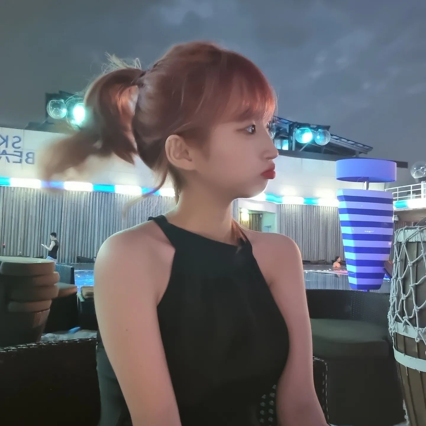 ⌒°(ᴖ◡ᴖ)°⌒

#라운지바 #바베큐세트 #노보텔엠버서더용산 #노보텔엠버서더수영장 #풀장 #핑크머리 #단발핑크 #수영복 #23 #호캉스 #맥주 #맥주세트
