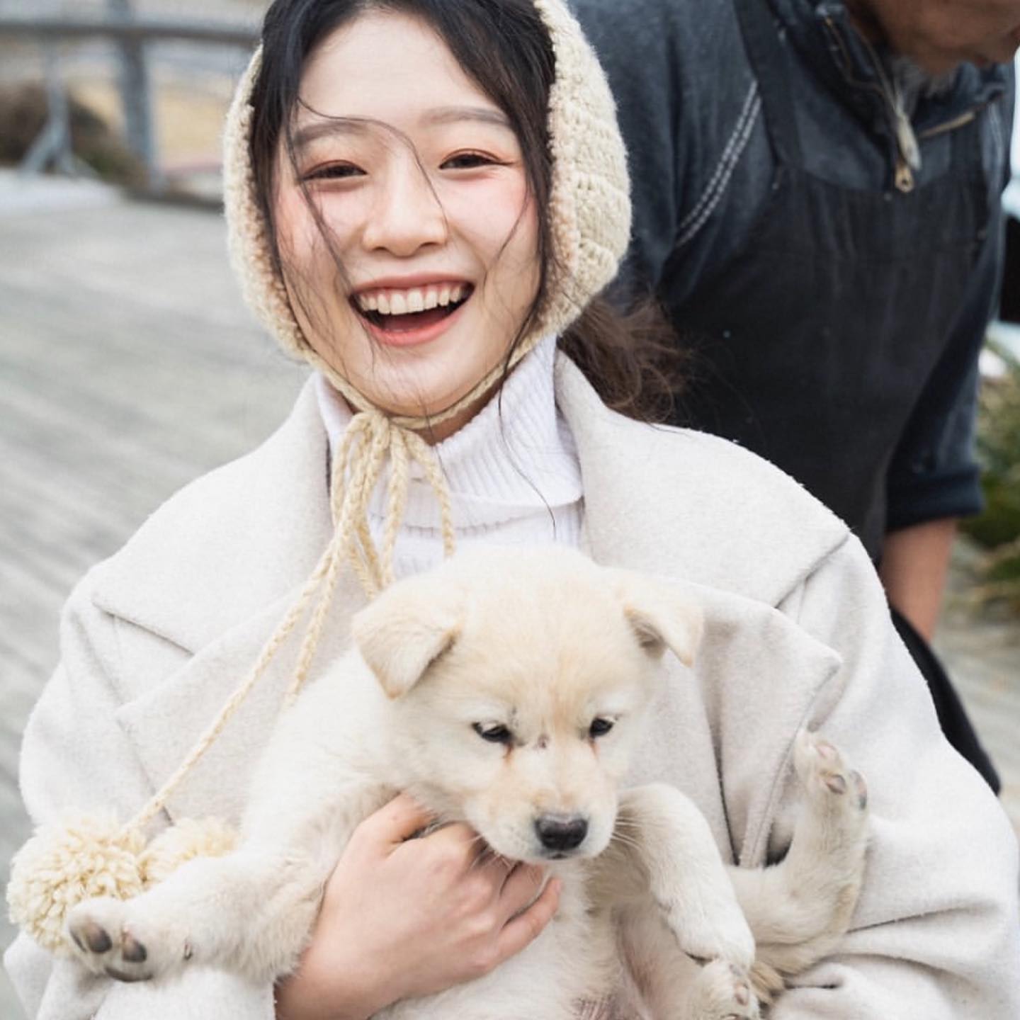안녕하세요 

짧은 장례식 일정에도 불구하고 바쁜시간 내주셔서 
주희 마지막 가는 길 함께 해주신 분들과 너무 갑작스러워 
비록 오시진 못했지만 마음으로라도 함께해주신 모든 분들께 
다시한번 감사의 인사를 드리며,

2022년 07월 12일 
만월산 약사사에 우리 주희가 평온히 잠들었습니다. 

마지막을 함께하지 못하셨던 분들과 
주희가 그리우신 분들은 언제든지 만월산 약사사 추모관으로 
오셔서 인사 나누어 주시면 좋겠습니다.

주희를 사랑해주신 모든 분들께 평안과 행복이 함께하기를
기원합니다

[찾아오시는 길]
인천광역시 남동구 풀무로 48
만월산약사사 추모관 미타전 상락실 3-113