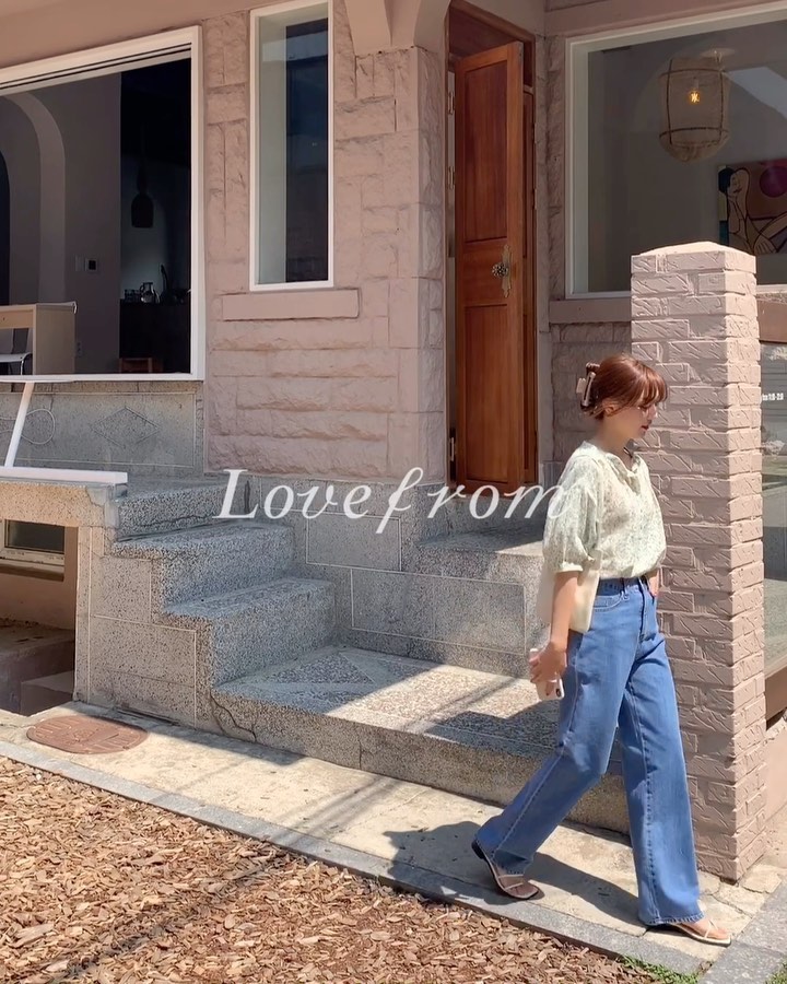Ann So on Instagram: “안감독📹”