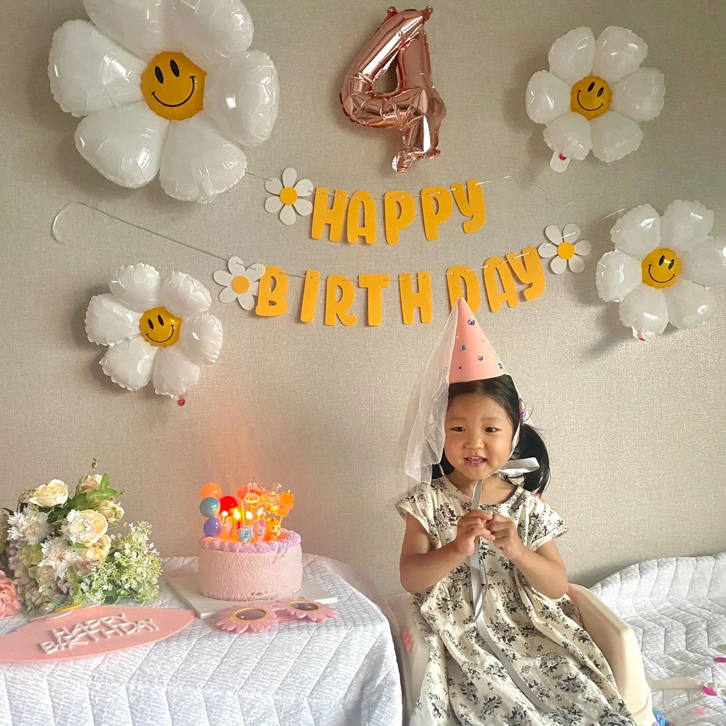 #도담생일파티 #세돌 #4살아기 

이모가 2년째 만들어주는
도담 생일케이크🎂 

작년에는 뽀로로
올해는 티니핑 
너무 좋아해준 도담🤎

❤️생일 너무너무축하해❤️
