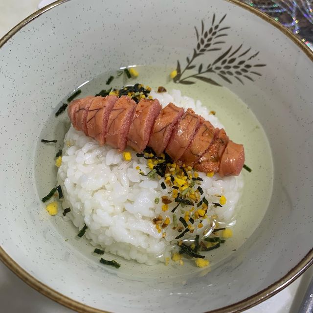 먹고3 on Instagram: "#광고 끼닛 불명란으로 오차즈케 해먹었당🍽👀💓 요즘 더위먹어서 입맛이 하나도 없었는데… “끼닛”에서 밥도둑 불명란젓갈을 제공 받았어요!! 자취생이 먹기엔 양도