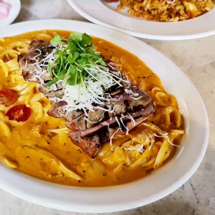 #진주인사동맛집 #살롱드인사

아이들이랑 데이트하며 한끼 식사하기에 아주 좋은 곳~!! 포토존도 있어서 추억남기기에도 딱이랍니다.

야외테라스도 있어요.