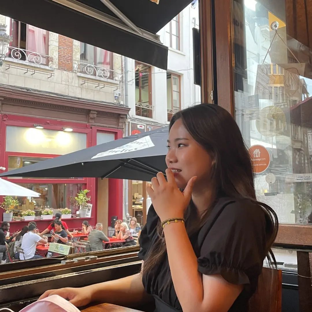 🇧🇪 벨기에
; 사진은 분명 많이 찍었는데 올릴게 없다?

유명한 오줌싸개동상보다 그랑플라스가 더 인상깊었대요