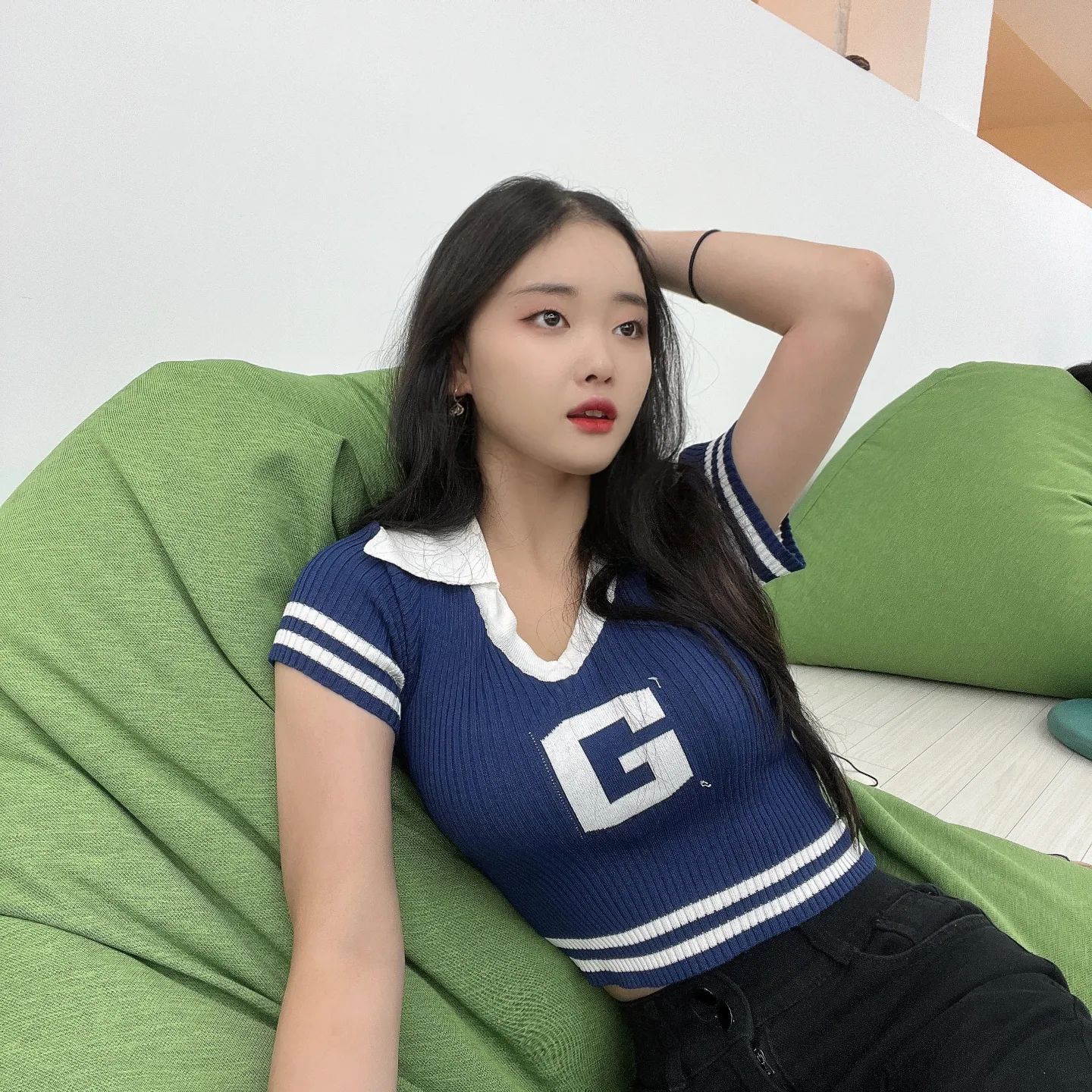 입 다물고 사진 절대 못찍는st 😮