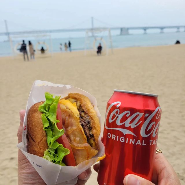 영어강사 Jenny쌤 on Instagram: "🧨쏜살같은 시간은 야속해도 새로운 계절을 맞이하며 서로 안부를 물을 수 있는 고운 인연이 있어 참 행복합니다!✨️🧡 제니쌤은 #부산 올일 있어서 급부산여