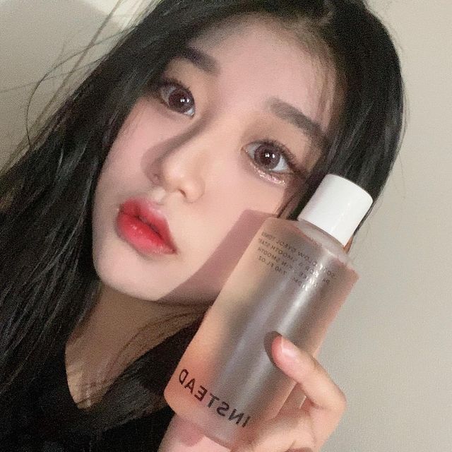 장희원 on Instagram: "#소프트글로우결토너 #광고 저자극 피부결 관리를 위한 토너 💗 핑크핑크한 페키지가 화장대에 두기만 해도 예쁜건 덤 ! 🦋파타고니아가 속해있는 1% for the planet 글로벌