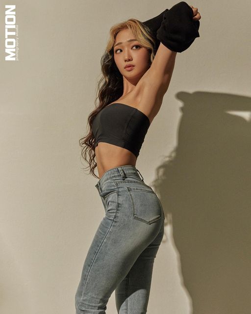 Dyoreee on Instagram: "오늘은 옆모습❣️ 🏋️‍♀️찍었을 때 몸 상태 (1월부터 변화) ✔️체중 62.3kg👉🏻 52.6kg(-9.7) ✔️체지방율 29.5%👉🏻19.4%(-9.9) ✔️골격근량 23.2kg👉🏻23.5kg(+0.2) ✔️체