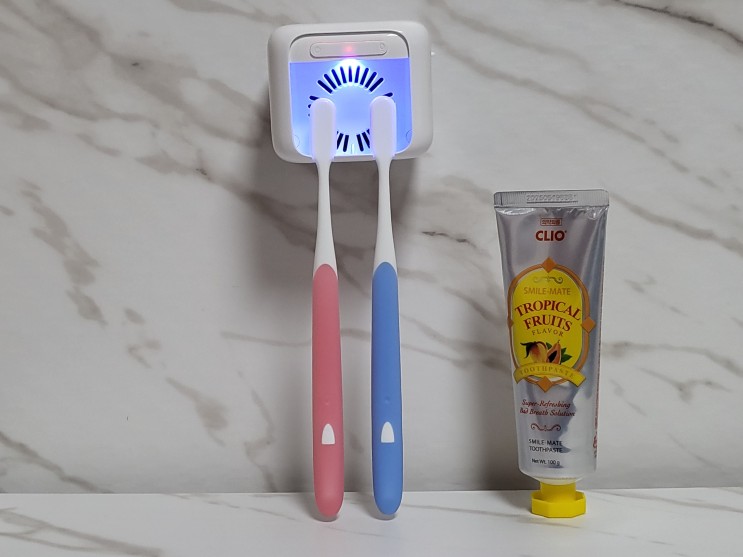 uv 칫솔살균기 무선이라 편리해요