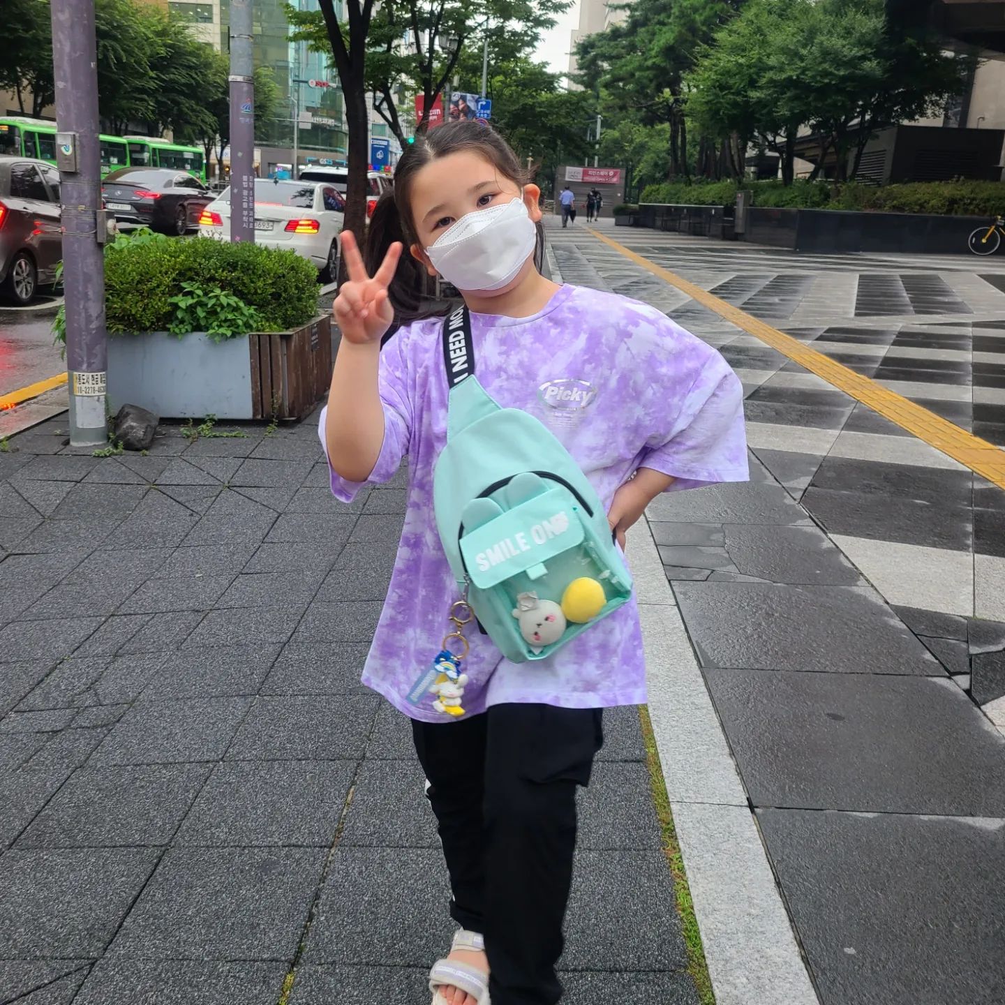 비오는날🌧💧

#더데이걸 #비오는날 #쿨조거팬츠 #조거팬츠 #몰랑이 #몰랑이가방 #힙색