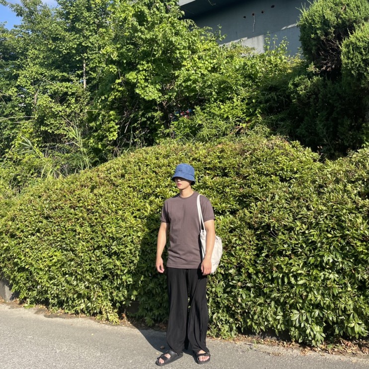 STARTER 데님 버킷햇으로 여름패션 잘하는 법