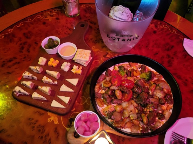 [서울역/빈공간] 분위기 있는 빈티지 와인바, 만리동 술집 맛집 추천, 데이트코스