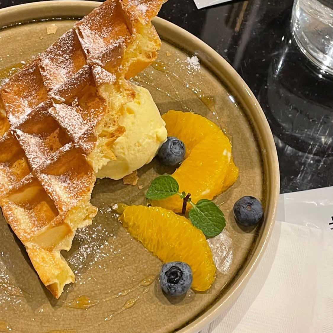 🍰 씨네드쉐프 디저트 🍰

📍장소 : 씨네드쉐프 용산점

씨네드 쉐프,, 영화 끝나구 나오는 요리 중
제일 맘에 들었던 요 크로플 플레이트 🍧

나 디저트도 좋아하네 ,,