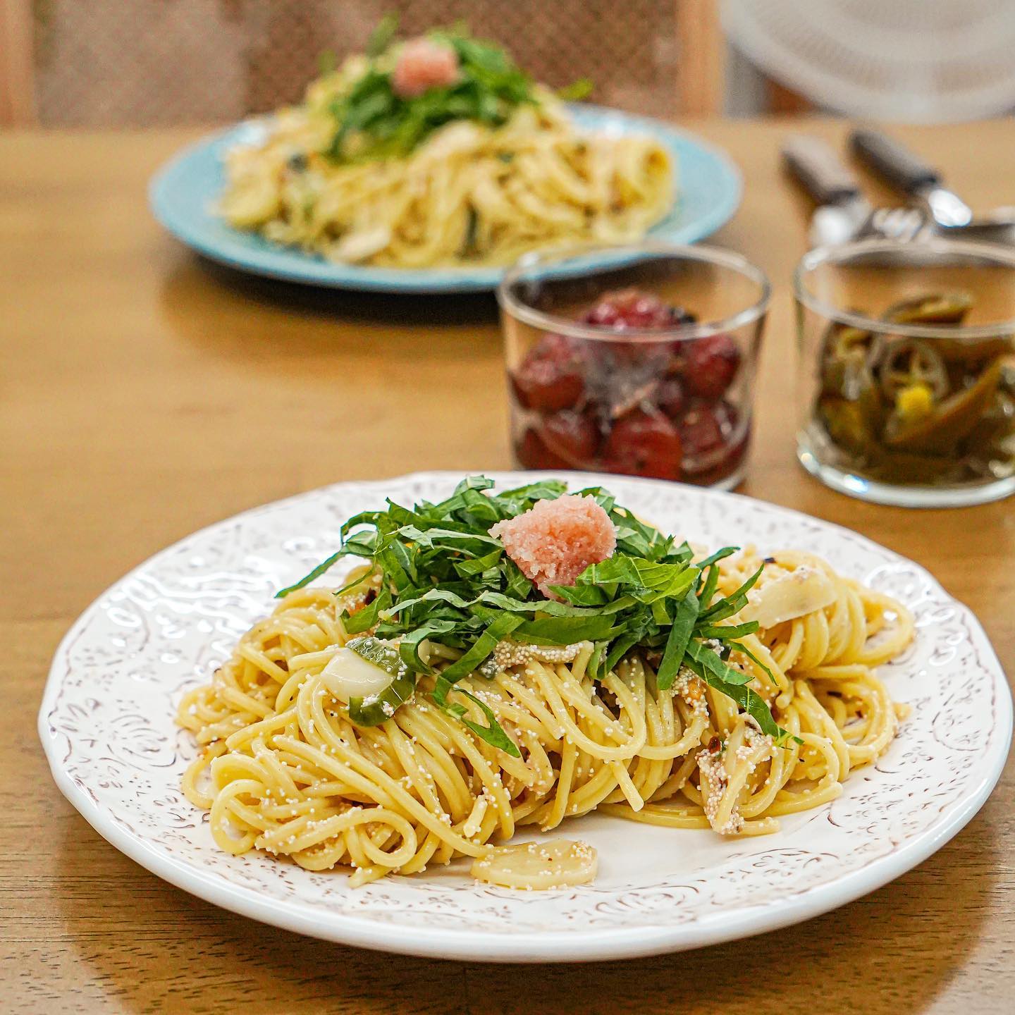_
집에 명란이 있다면..? 🍝👀
명란 파스타와 홈메이드 마리네이드
맛있어서 너무 많이 먹었다. 🐷