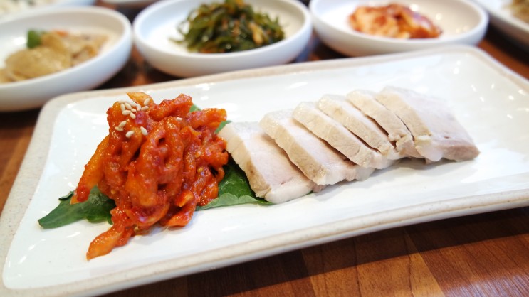 깔끔한 구성과 맛의 ' 영일대한티재 ' 👨‍👨‍👧‍👦 단체모임장소 추천
