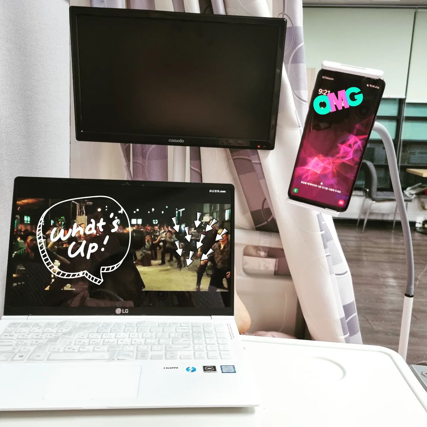 노트북 💻 
핸드폰 📱 
없이는
못버텨
.
.
.
#혜민한방병원 #입원중에도 #교통사고입원실